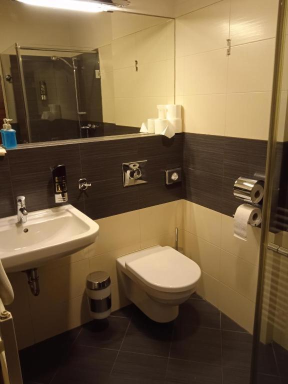 Hotelik โกชิเซ ภายนอก รูปภาพ