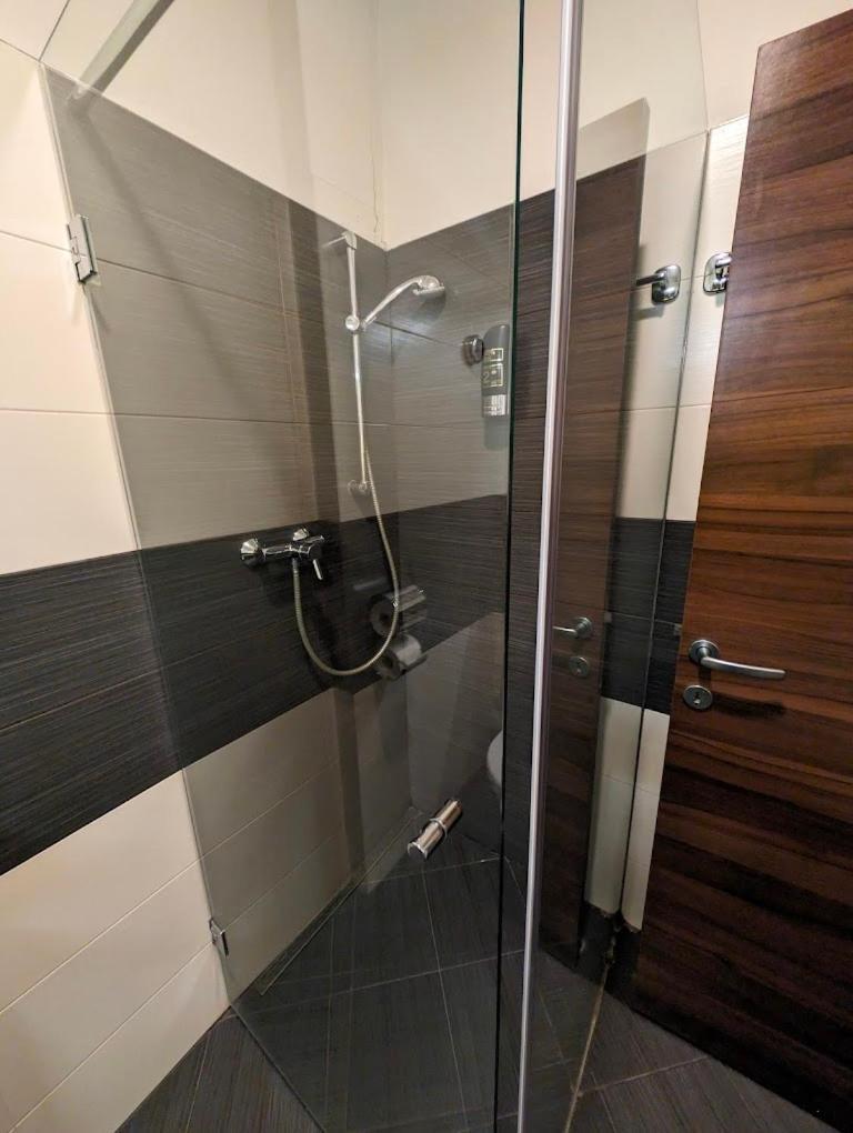 Hotelik โกชิเซ ภายนอก รูปภาพ