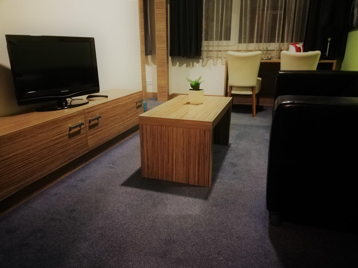 Hotelik โกชิเซ ภายนอก รูปภาพ